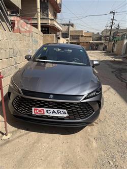 بي واي دي Qin Plus